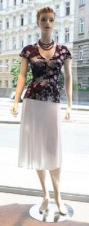 Úpletový top a sukňa